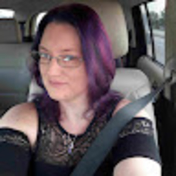 Meet the Posher Other - Meet your Posher, Christina